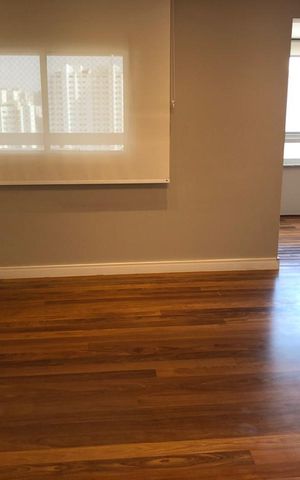 Apartamento à venda com 169m², 4 quartos e 3 vagas Apartamento à venda com 169m², 4 quartos e 3 vagasSala