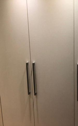 Apartamento à venda com 169m², 4 quartos e 3 vagas Apartamento à venda com 169m², 4 quartos e 3 vagasCloset