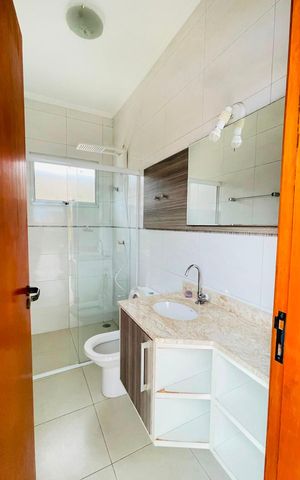Casa de condomínio para alugar com 288m², 3 quartos e 4 vagas Casa de condomínio para alugar com 288m², 3 quartos e 4 vagasBanheiro Suíte
