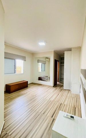 Casa de condomínio para alugar com 288m², 3 quartos e 4 vagas Casa de condomínio para alugar com 288m², 3 quartos e 4 vagasQuarto principal