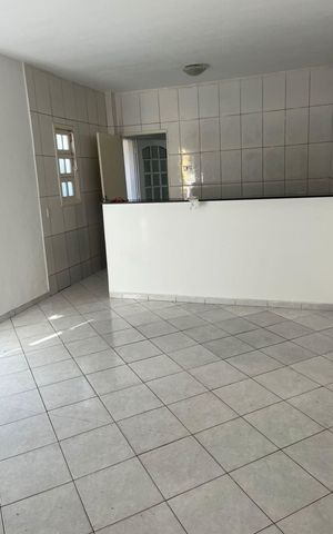 Casa para alugar com 84m², 2 quartos e sem vaga Casa para alugar com 84m², 2 quartos e sem vagaSala