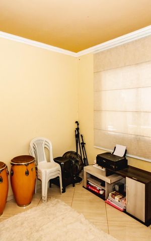 Casa à venda com 204m², 4 quartos e 2 vagasQuarto 1
