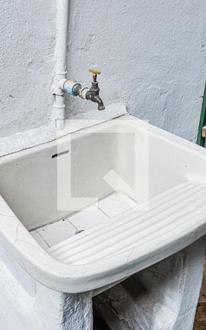 Casa à venda com 175m², 5 quartos e sem vaga Casa à venda com 175m², 5 quartos e sem vagaÁrea de Serviço - Casa 3