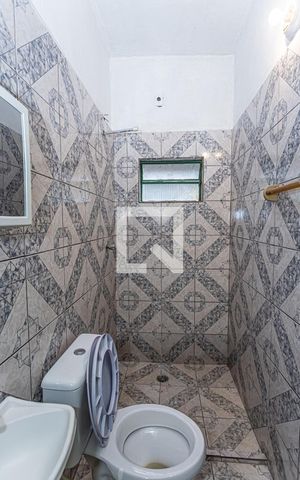 Casa à venda com 175m², 5 quartos e sem vaga Casa à venda com 175m², 5 quartos e sem vagaBanheiro - Casa 3