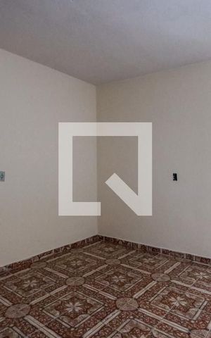 Casa à venda com 175m², 5 quartos e sem vaga Casa à venda com 175m², 5 quartos e sem vagaSala - Casa 4