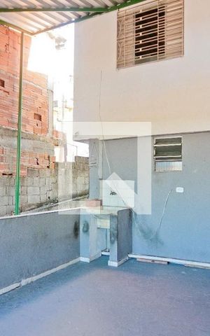 Casa à venda com 175m², 5 quartos e sem vaga Casa à venda com 175m², 5 quartos e sem vagaÁrea de Serviço - Casa 2