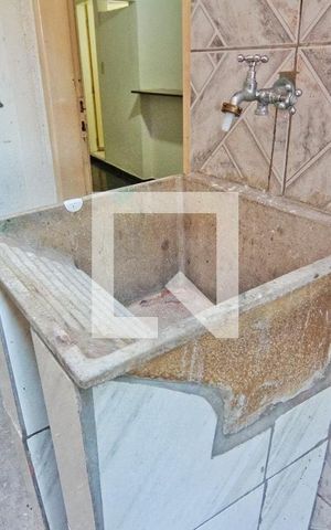 Casa à venda com 175m², 5 quartos e sem vaga Casa à venda com 175m², 5 quartos e sem vagaÁrea de Serviço - Casa 1