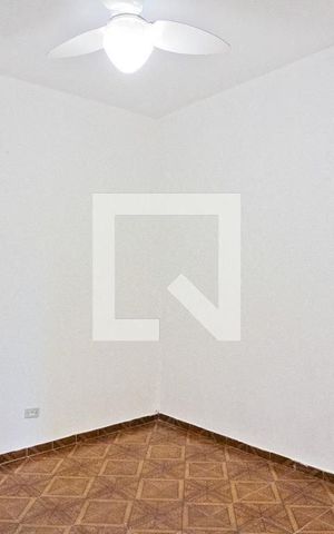 Casa à venda com 175m², 5 quartos e sem vaga Casa à venda com 175m², 5 quartos e sem vagaQuarto - Casa 2