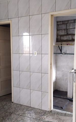 Casa à venda com 175m², 5 quartos e sem vaga Casa à venda com 175m², 5 quartos e sem vagaCozinha - Casa 4