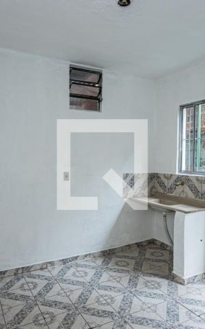 Casa à venda com 175m², 5 quartos e sem vaga Casa à venda com 175m², 5 quartos e sem vagaCozinha - Casa 3