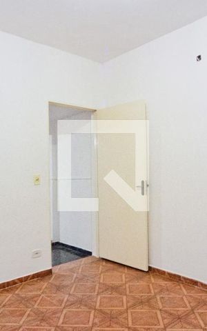 Casa à venda com 175m², 5 quartos e sem vaga Casa à venda com 175m², 5 quartos e sem vagaQuarto - Casa 1