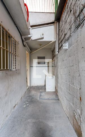 Casa à venda com 175m², 5 quartos e sem vaga Casa à venda com 175m², 5 quartos e sem vagaÁrea de Serviço - Casa 4