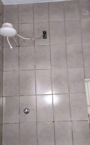 Casa à venda com 175m², 5 quartos e sem vaga Casa à venda com 175m², 5 quartos e sem vagaBanheiro - Casa 4