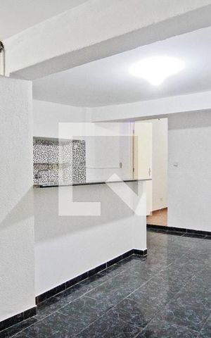 Casa à venda com 175m², 5 quartos e sem vaga Casa à venda com 175m², 5 quartos e sem vagaSala - Casa 1