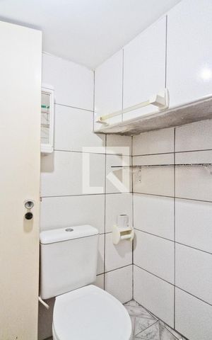 Casa à venda com 175m², 5 quartos e sem vaga Casa à venda com 175m², 5 quartos e sem vagaBanheiro - Casa 1