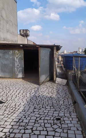 Casa à venda com 175m², 5 quartos e sem vaga Casa à venda com 175m², 5 quartos e sem vagaÁrea Externa