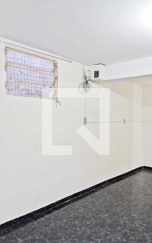Casa à venda com 175m², 5 quartos e sem vaga Casa à venda com 175m², 5 quartos e sem vagaSala - Casa 1