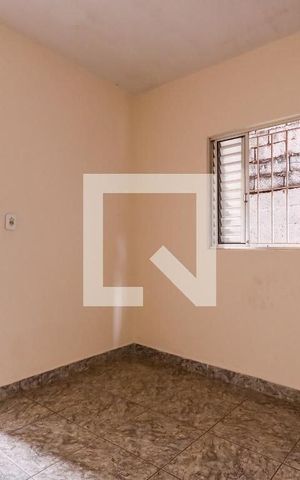Casa à venda com 175m², 5 quartos e sem vaga Casa à venda com 175m², 5 quartos e sem vagaSala - Casa 4