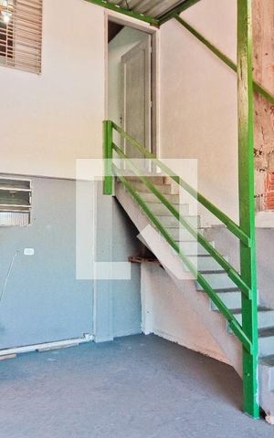 Casa à venda com 175m², 5 quartos e sem vaga Casa à venda com 175m², 5 quartos e sem vagaÁrea de Serviço - Casa 2