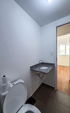 Apartamento à venda com 44m², 2 quartos e 1 vaga Apartamento à venda com 44m², 2 quartos e 1 vagaBanheiro