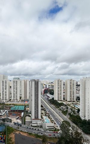 Apartamento à venda com 77m², 2 quartos e 1 vaga Apartamento à venda com 77m², 2 quartos e 1 vagaVista - Quarto