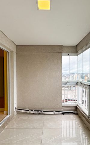 Apartamento à venda com 77m², 2 quartos e 1 vaga Apartamento à venda com 77m², 2 quartos e 1 vagaSacada