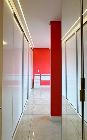 Apartamento à venda com 77m², 2 quartos e 1 vaga Apartamento à venda com 77m², 2 quartos e 1 vagaSuíte