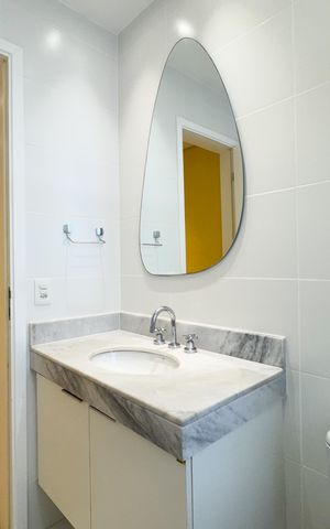 Apartamento à venda com 77m², 2 quartos e 1 vaga Apartamento à venda com 77m², 2 quartos e 1 vagaBanheiro Social