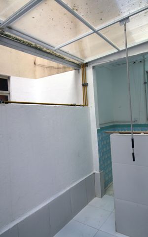 Casa à venda com 80m², 2 quartos e 1 vagaÀrea livre