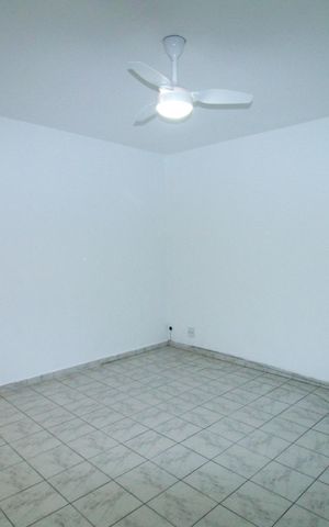 Casa à venda com 80m², 2 quartos e 1 vagaSala
