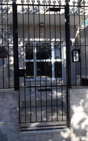 Casa à venda com 80m², 2 quartos e 1 vagaFachada 