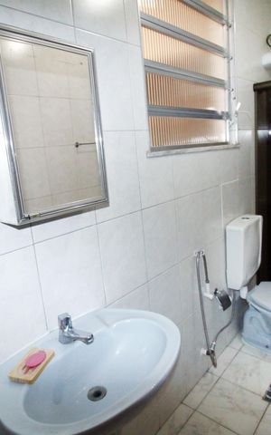Casa à venda com 80m², 2 quartos e 1 vagaBanheiro social