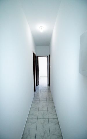 Casa à venda com 80m², 2 quartos e 1 vagaCorredor