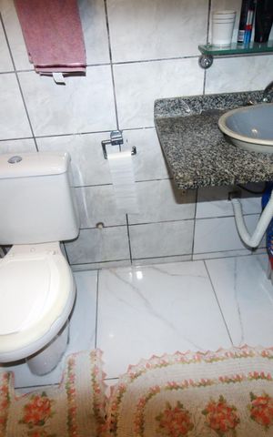 Apartamento para alugar com 64m², 2 quartos e sem vagaBanheiro