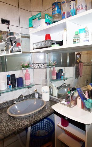 Apartamento para alugar com 64m², 2 quartos e sem vagaBanheiro