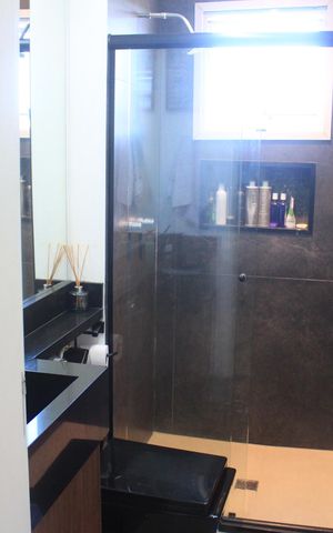 Apartamento à venda com 83m², 3 quartos e 2 vagasBanheiro