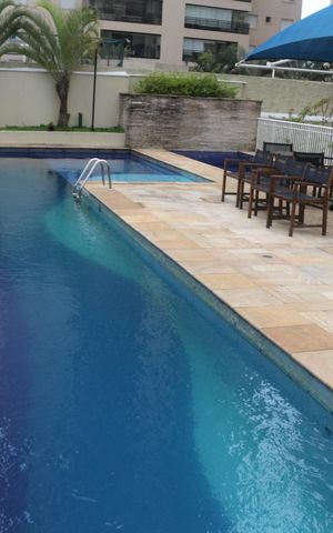 Apartamento à venda com 83m², 3 quartos e 2 vagasÁrea comum - Piscina