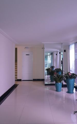 Apartamento à venda com 79m², 3 quartos e sem vagaHall de entrada