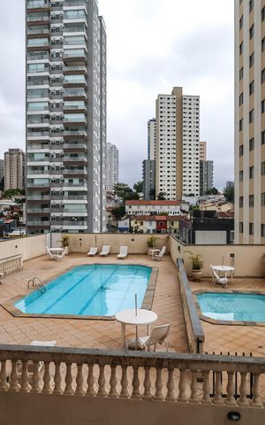 Apartamento para alugar com 65m², 2 quartos e 1 vagaVaranda