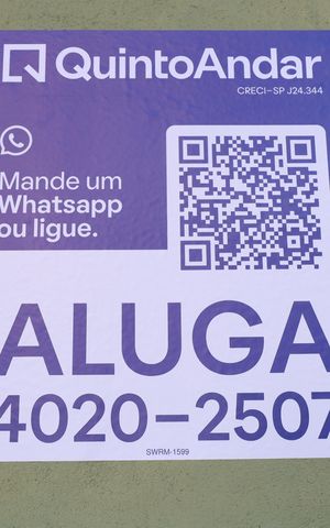 Apartamento para alugar com 50m², 2 quartos e 1 vagaPlaca GRANDE instalada na fachada do condomínio, dia 17/07/2026 - Código da placa: SWRM-1599