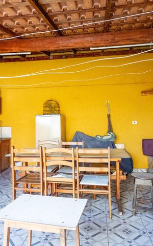 Casa à venda com 170m², 2 quartos e 2 vagas Casa à venda com 170m², 2 quartos e 2 vagasÁrea de lazer - churrasqueira
