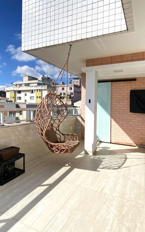 Apartamento à venda com 163m², 3 quartos e 3 vagas Apartamento à venda com 163m², 3 quartos e 3 vagasCobertura
