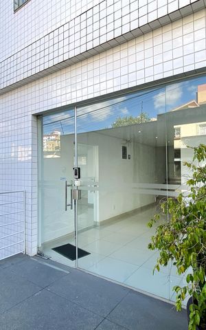 Apartamento à venda com 163m², 3 quartos e 3 vagas Apartamento à venda com 163m², 3 quartos e 3 vagasÁrea comum