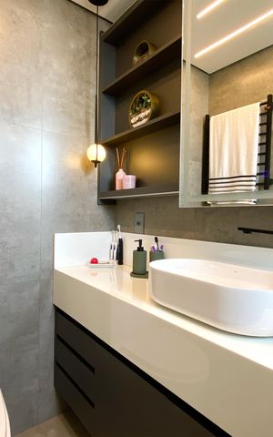 Apartamento à venda com 163m², 3 quartos e 3 vagas Apartamento à venda com 163m², 3 quartos e 3 vagasBanheiro da Suíte 1