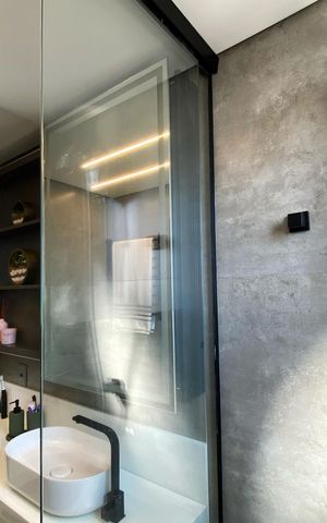 Apartamento à venda com 163m², 3 quartos e 3 vagas Apartamento à venda com 163m², 3 quartos e 3 vagasBanheiro da Suíte 1