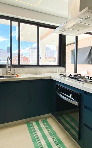 Apartamento à venda com 163m², 3 quartos e 3 vagas Apartamento à venda com 163m², 3 quartos e 3 vagasCozinha