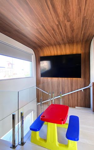 Apartamento à venda com 163m², 3 quartos e 3 vagas Apartamento à venda com 163m², 3 quartos e 3 vagasSala de Estar