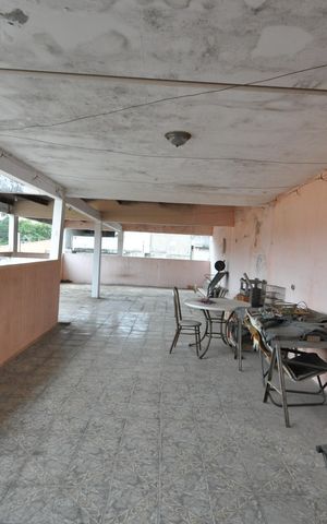 Casa à venda com 120m², 2 quartos e 3 vagasTerraço