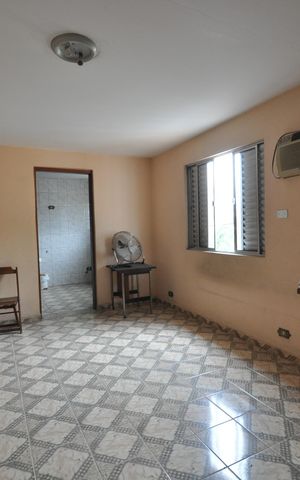 Casa à venda com 120m², 2 quartos e 3 vagasSuíte 2