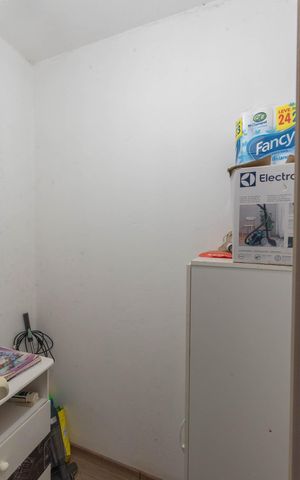 Casa à venda com 385m², 2 quartos e 8 vagas Casa à venda com 385m², 2 quartos e 8 vagasEscritório